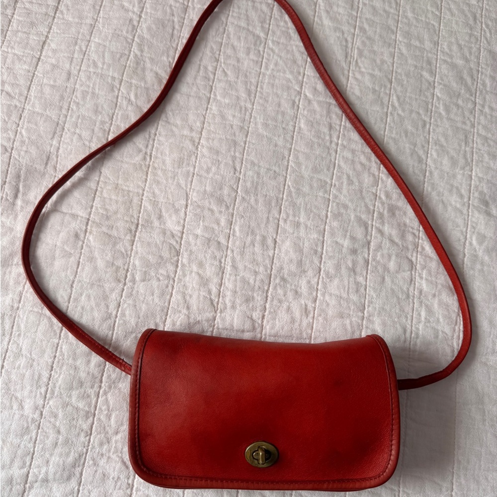 vintage coach dinky purse